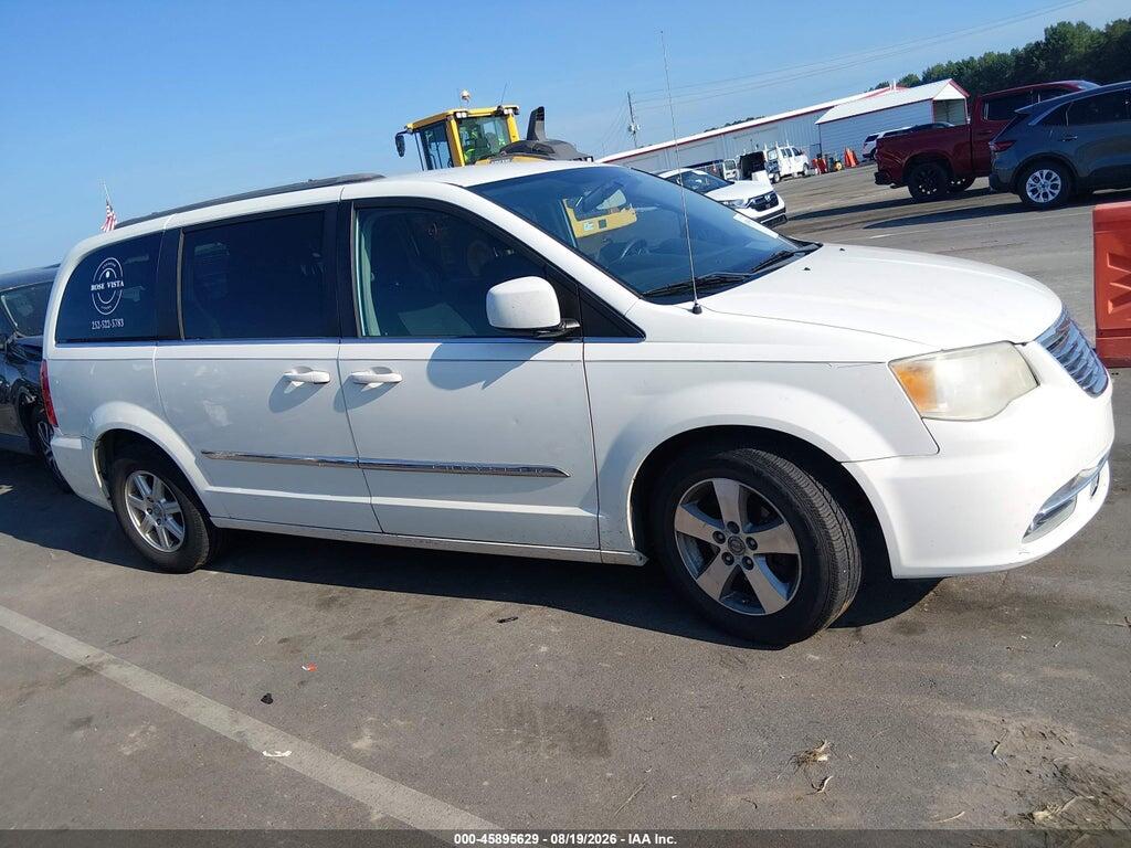 2A4RR5DG6BR779716 2011 CHRYSLER TOWN & COUNTRY photo no. 12