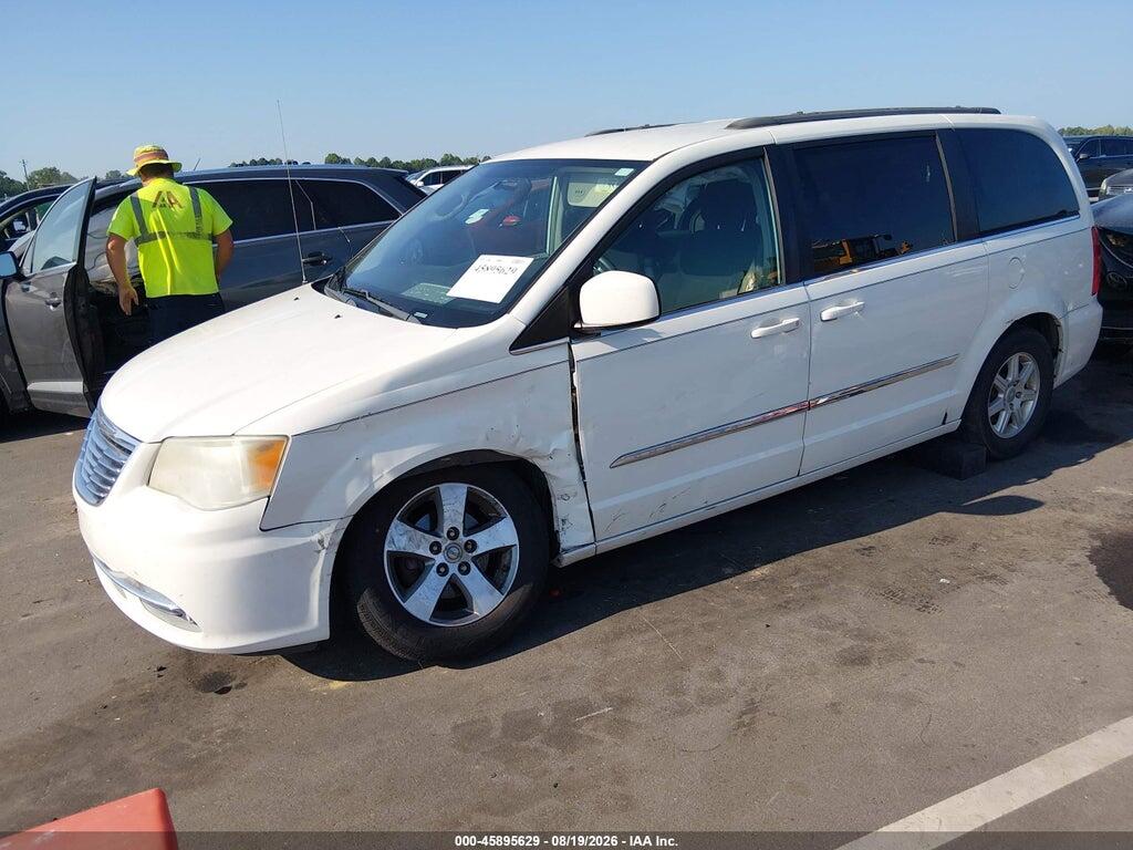2A4RR5DG6BR779716 2011 CHRYSLER TOWN & COUNTRY photo no. 2