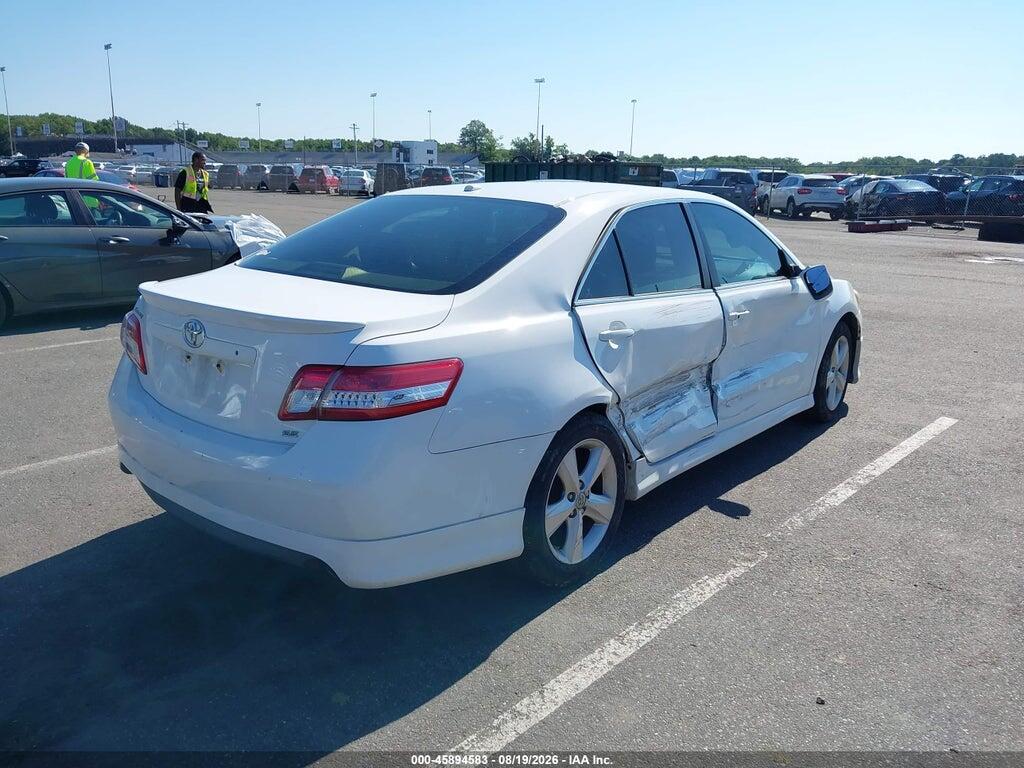 4T1BF3EK0BU673798 2011 TOYOTA CAMRY photo no. 4