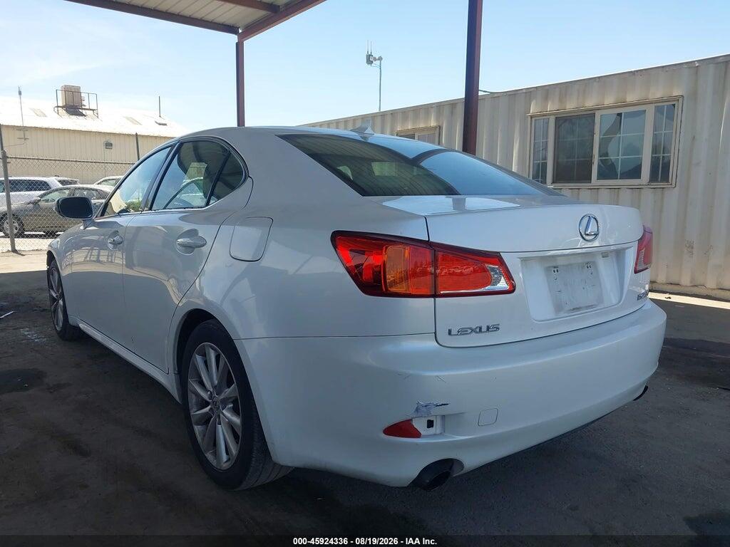 JTHBF5C23A5107581 2010 LEXUS IS 250 photo no. 3