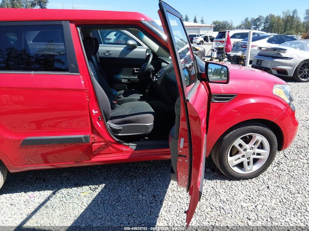 KNDJT2A28A7146159 2010 KIA SOUL photo no. 5