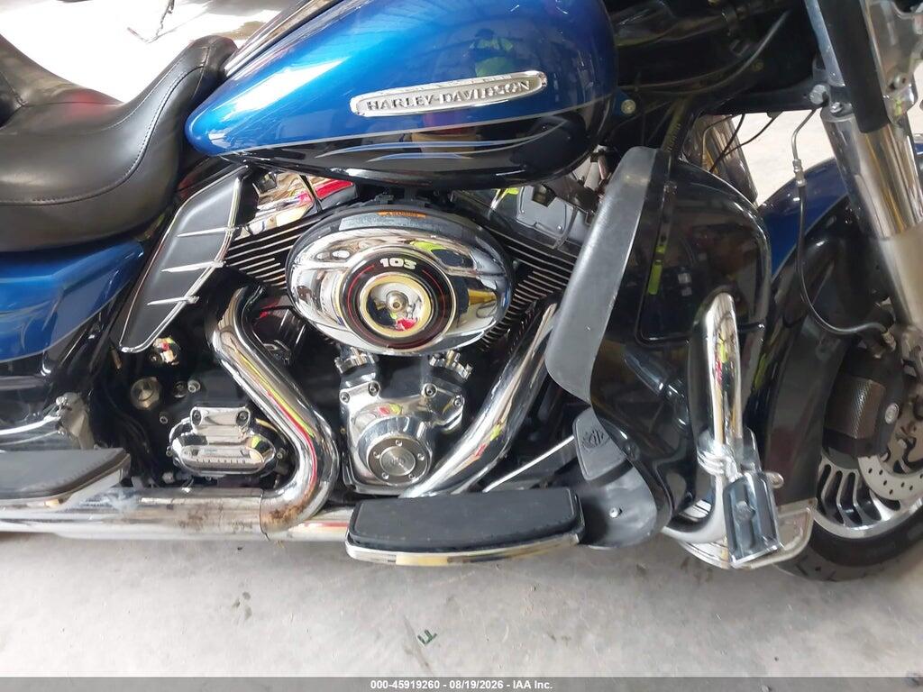 1HD1KEM16AB672292 2010 HARLEY-DAVIDSON FLHTK photo no. 8