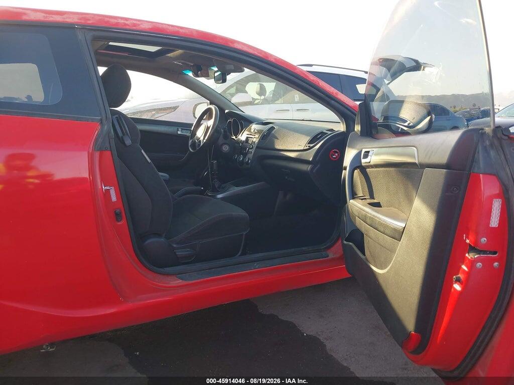 KNAFW6A30A5139289 2010 KIA FORTE KOUP photo no. 5