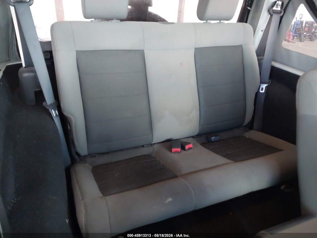 1J4AA2D13AL177006 2010 JEEP WRANGLER photo no. 8