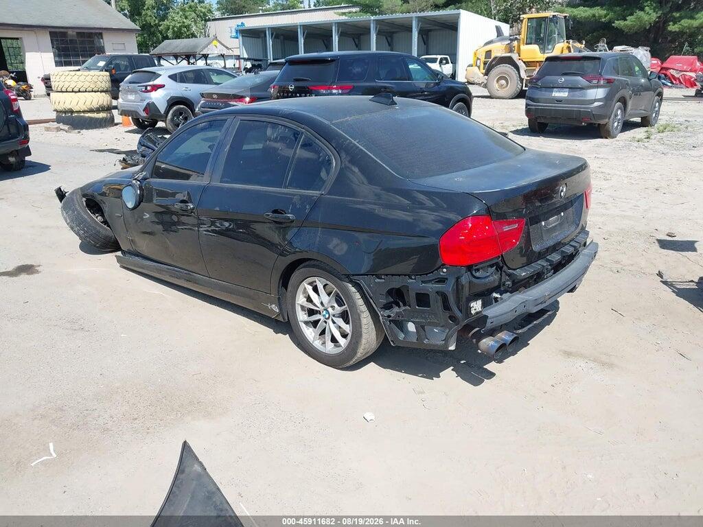 WBAPH5G55ANM70306 2010 BMW 328I photo no. 3