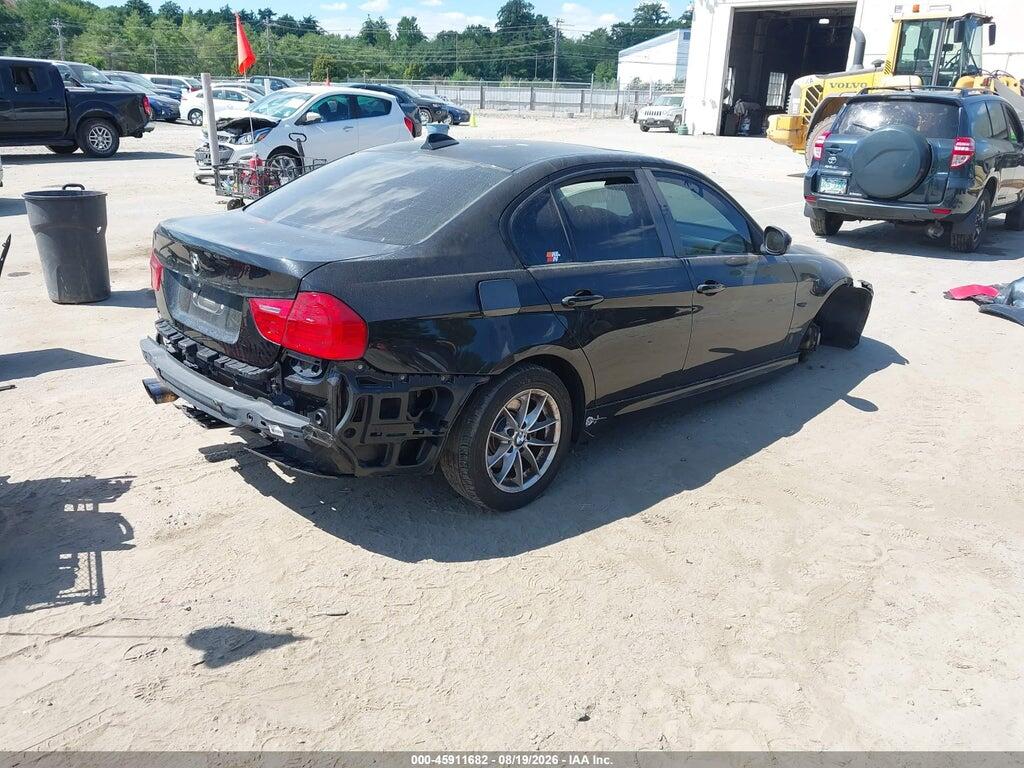 WBAPH5G55ANM70306 2010 BMW 328I photo no. 4