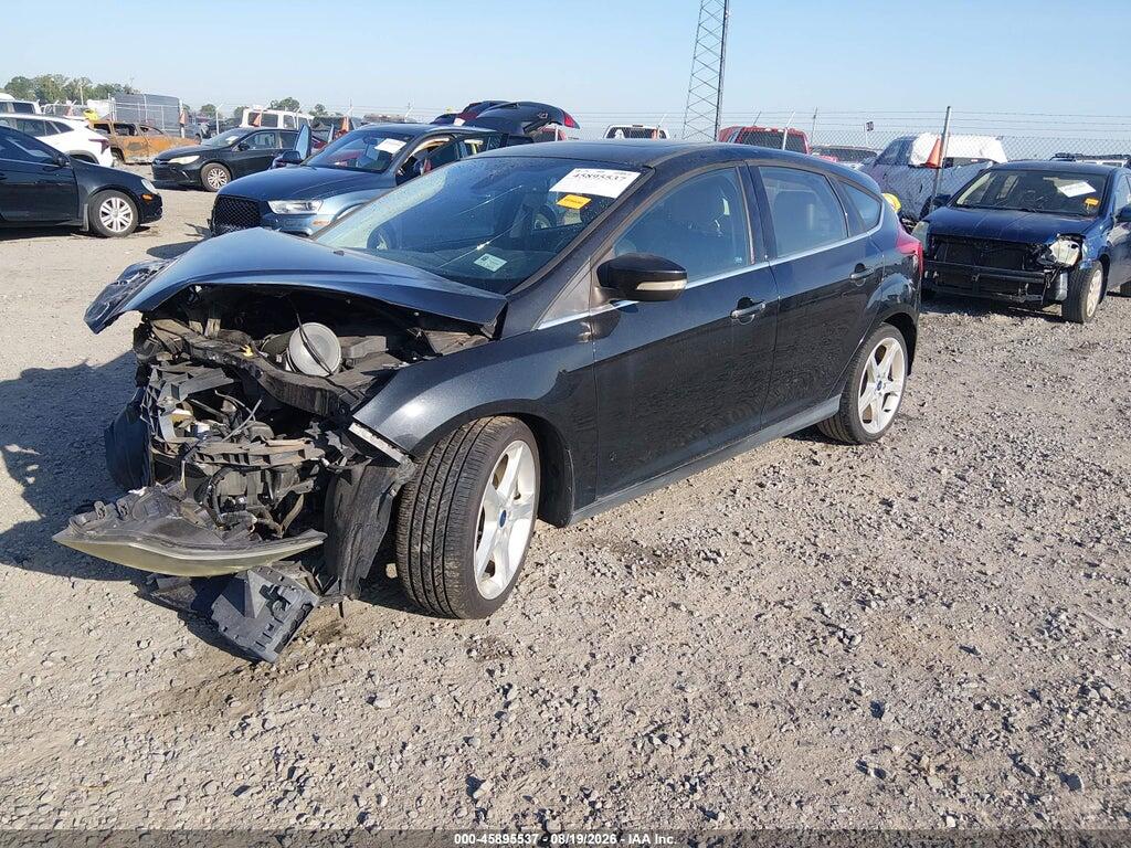 1FAHP3N27CL355220 2012 FORD FOCUS photo no. 2