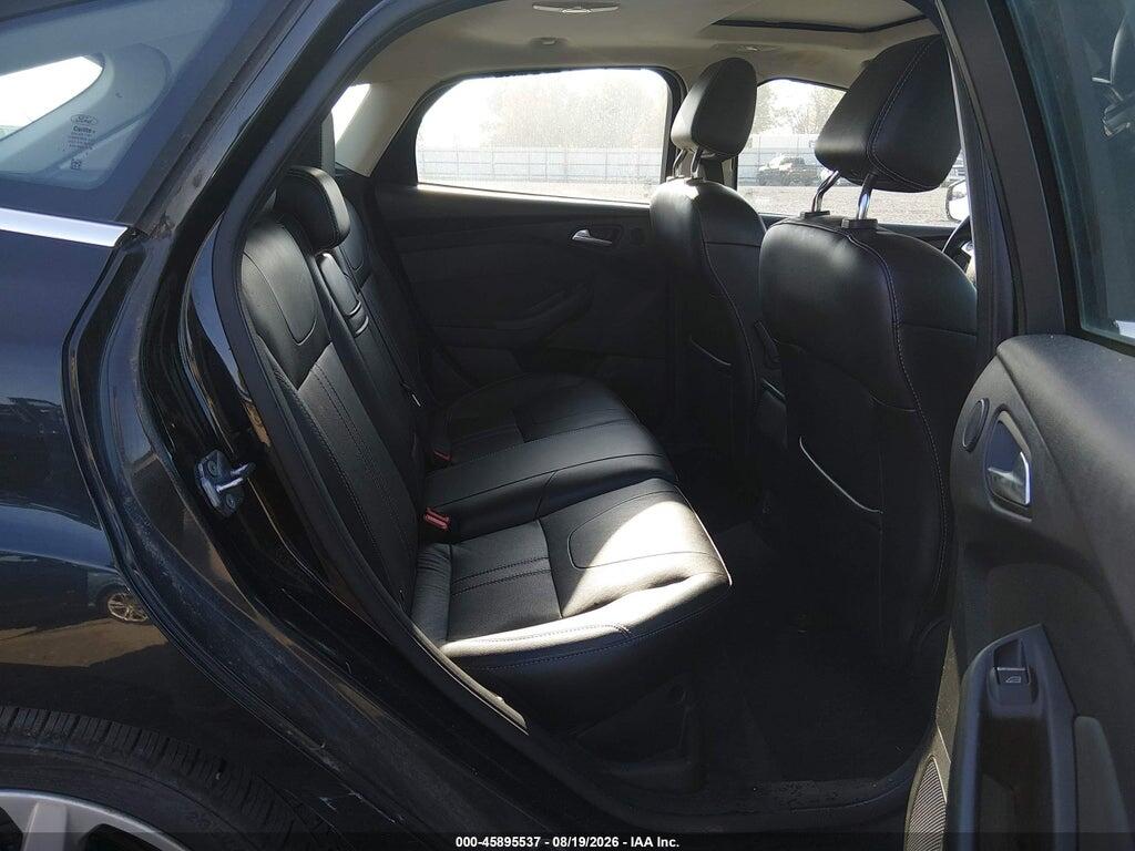 1FAHP3N27CL355220 2012 FORD FOCUS photo no. 8