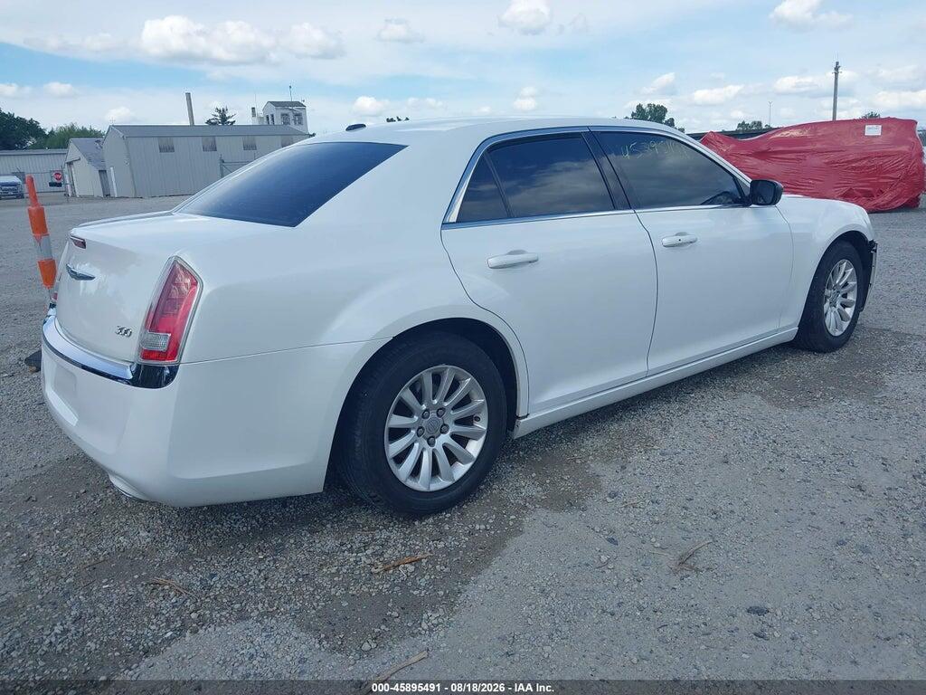 2C3CCAAG1CH117144 2012 CHRYSLER 300 photo no. 4