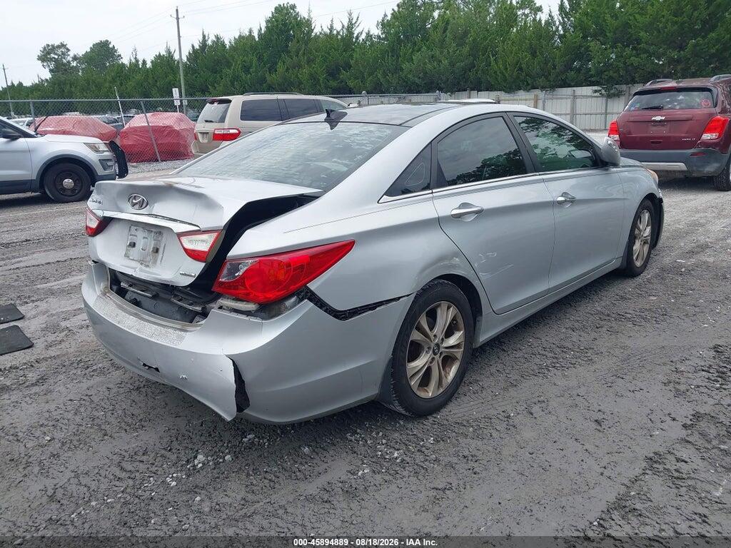 5NPEC4ACXCH472226 2012 HYUNDAI SONATA photo no. 4