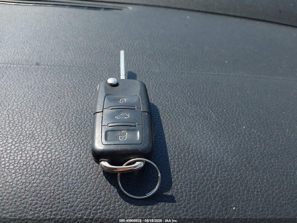 WVWBB71K58W295293 2008 VOLKSWAGEN RABBIT photo no. 11