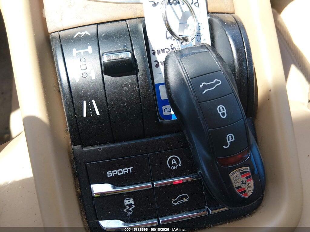 WP1AA2A25CLA10540 2012 PORSCHE CAYENNE photo no. 11