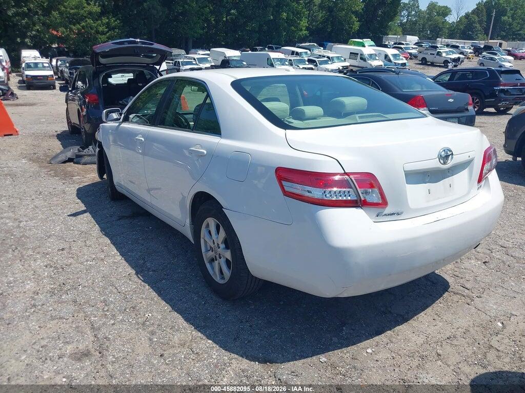 4T1BF3EK8BU651709 2011 TOYOTA CAMRY photo no. 3