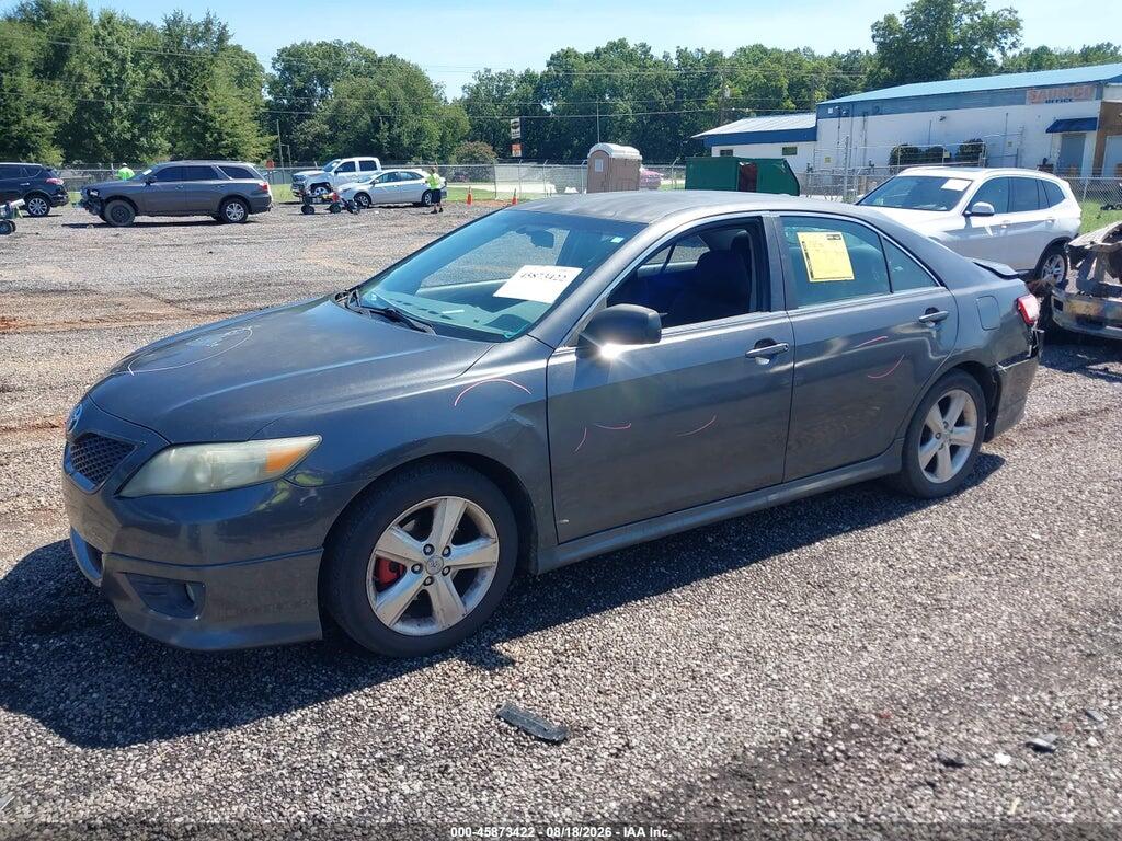 4T1BF3EK6BU702642 2011 TOYOTA CAMRY photo no. 2
