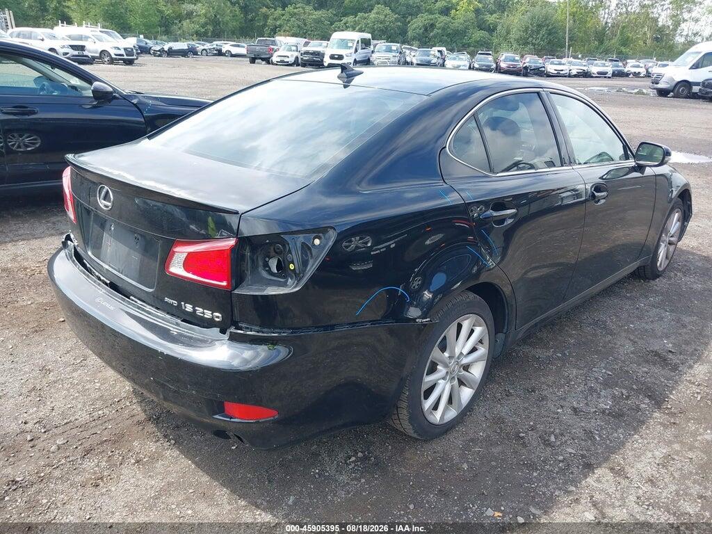 JTHCF5C24A2032895 2010 LEXUS IS 250 photo no. 4
