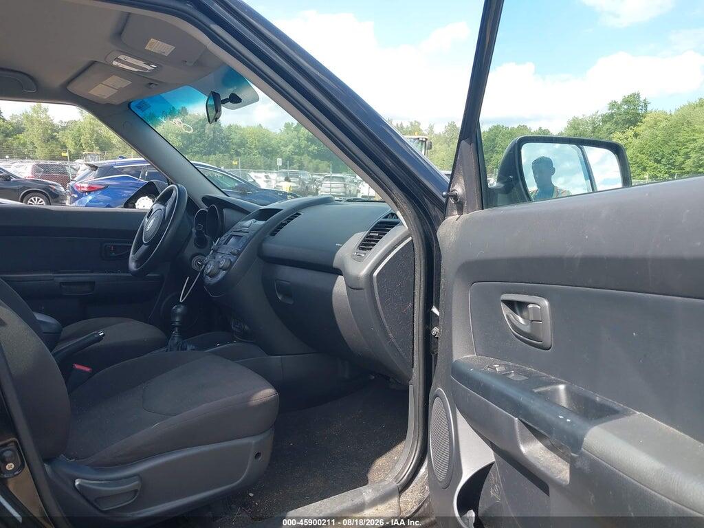 KNDJT2A15A7167459 2010 KIA SOUL photo no. 5