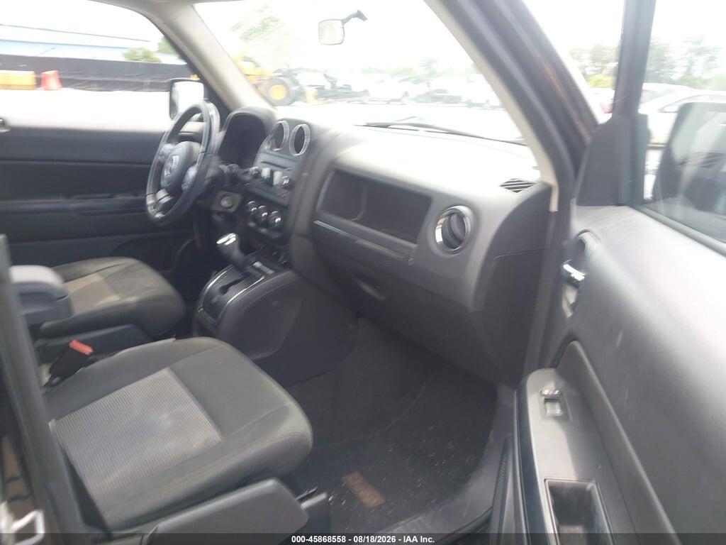 1C4NJPFB5CD660570 2012 JEEP PATRIOT photo no. 5