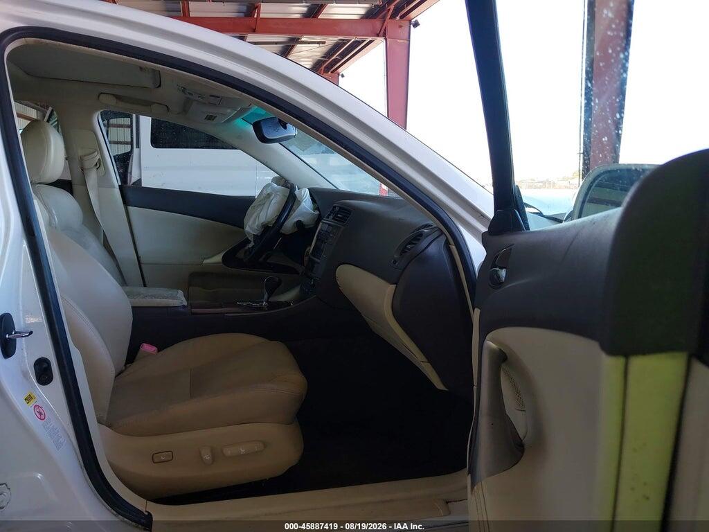 JTHBF5C25A5124060 2010 LEXUS IS 250 photo no. 5
