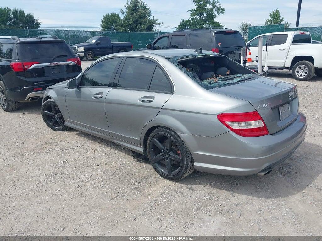 WDDGF8BB8AR131979 2010 MERCEDES-BENZ C 300 photo no. 3