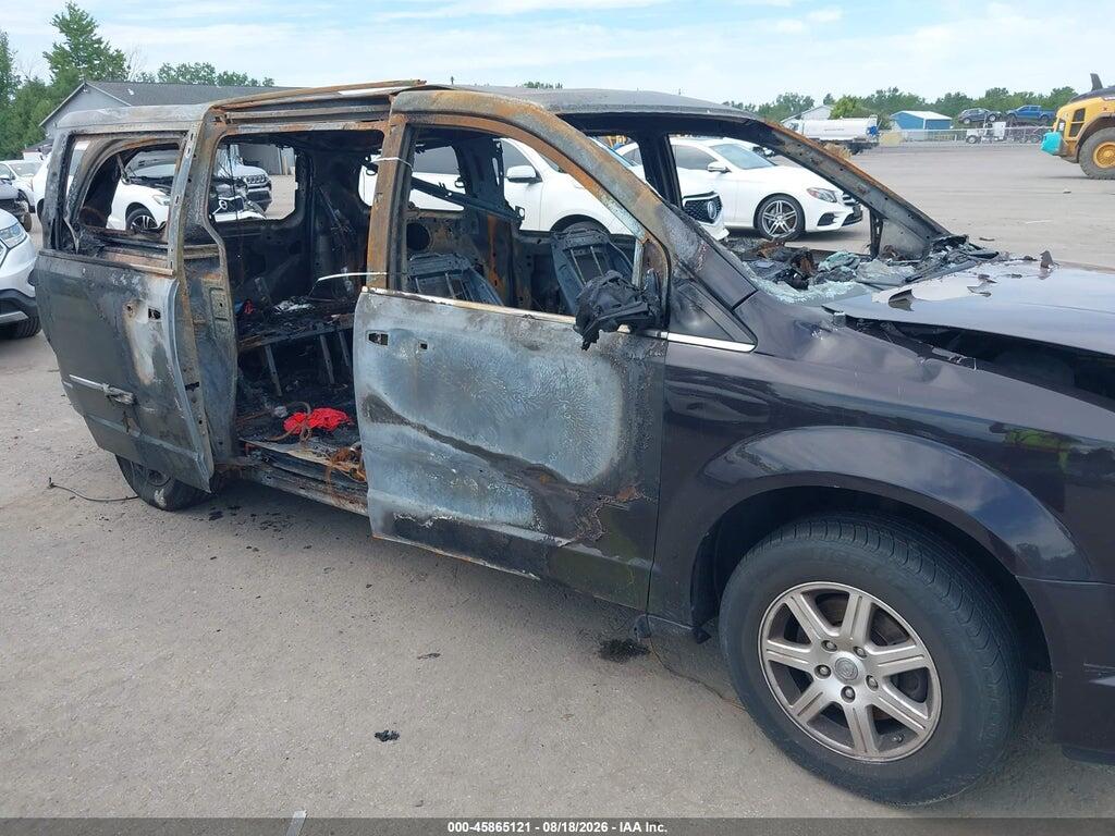 2A4RR8D11AR493414 2010 CHRYSLER TOWN & COUNTRY photo no. 6