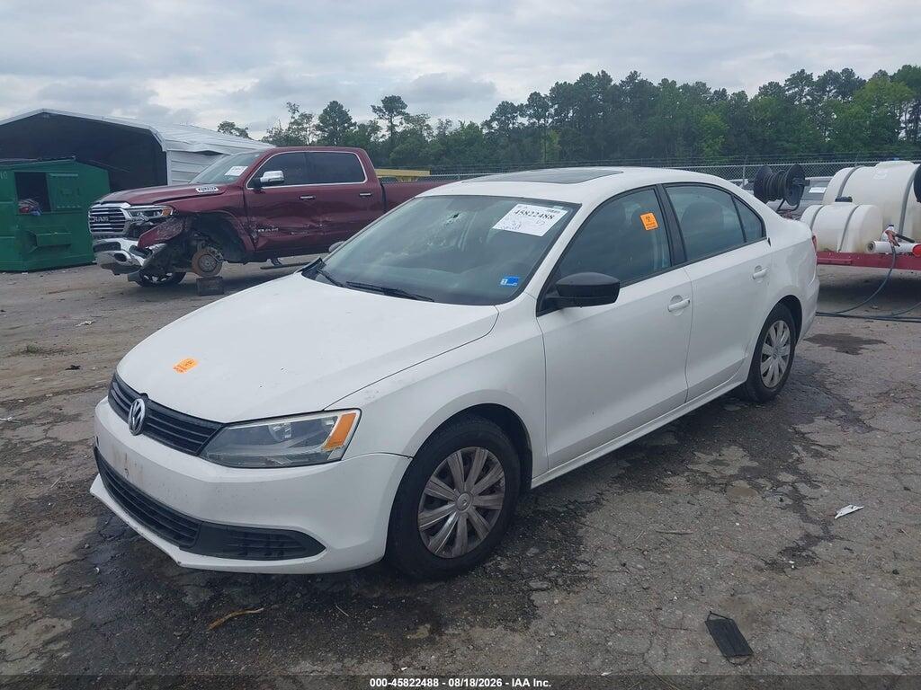 3VW2K7AJ7CM407668 2012 VOLKSWAGEN JETTA photo no. 2