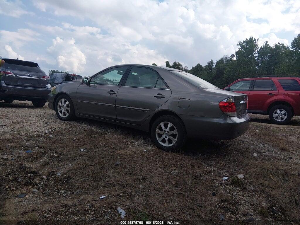 4T1BF30K46U633432 2006 TOYOTA CAMRY photo no. 3