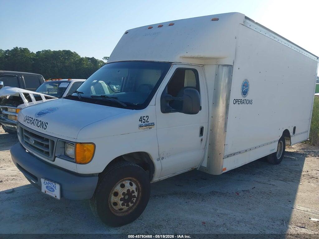 1FDWE35L56DA92168 2006 FORD E-350 CUTAWAY photo no. 2
