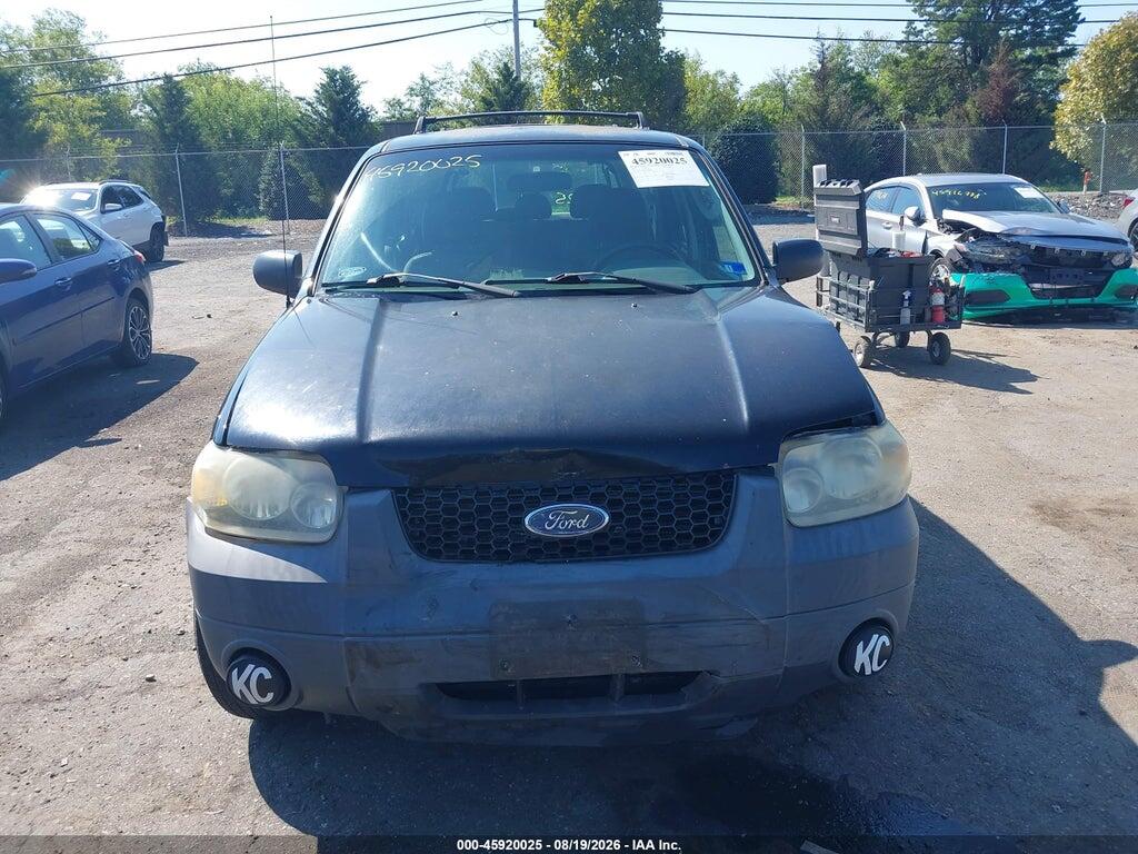 1FMYU02Z57KB06635 2007 FORD ESCAPE photo no. 12