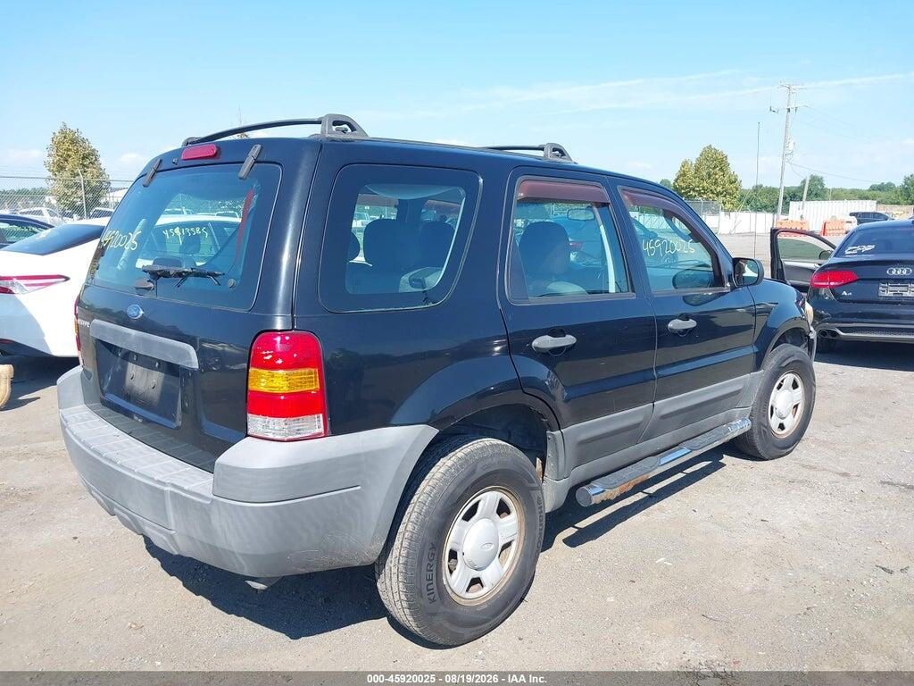 1FMYU02Z57KB06635 2007 FORD ESCAPE photo no. 4