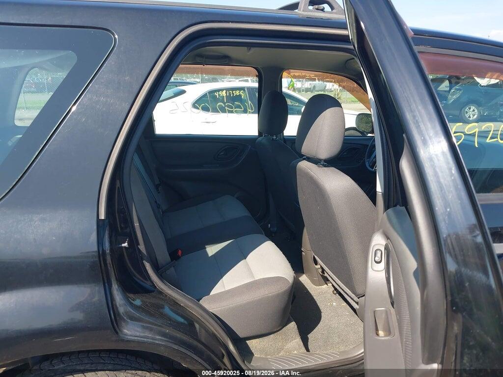 1FMYU02Z57KB06635 2007 FORD ESCAPE photo no. 8