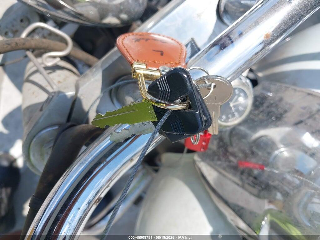 JH2RC50097K310195 2007 HONDA VT750 photo no. 11