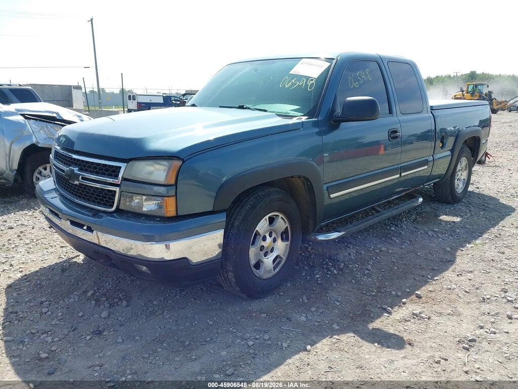 1GCEC19ZX7Z101024 2007 CHEVROLET SILVERADO 1500 CLASSIC photo no. 2