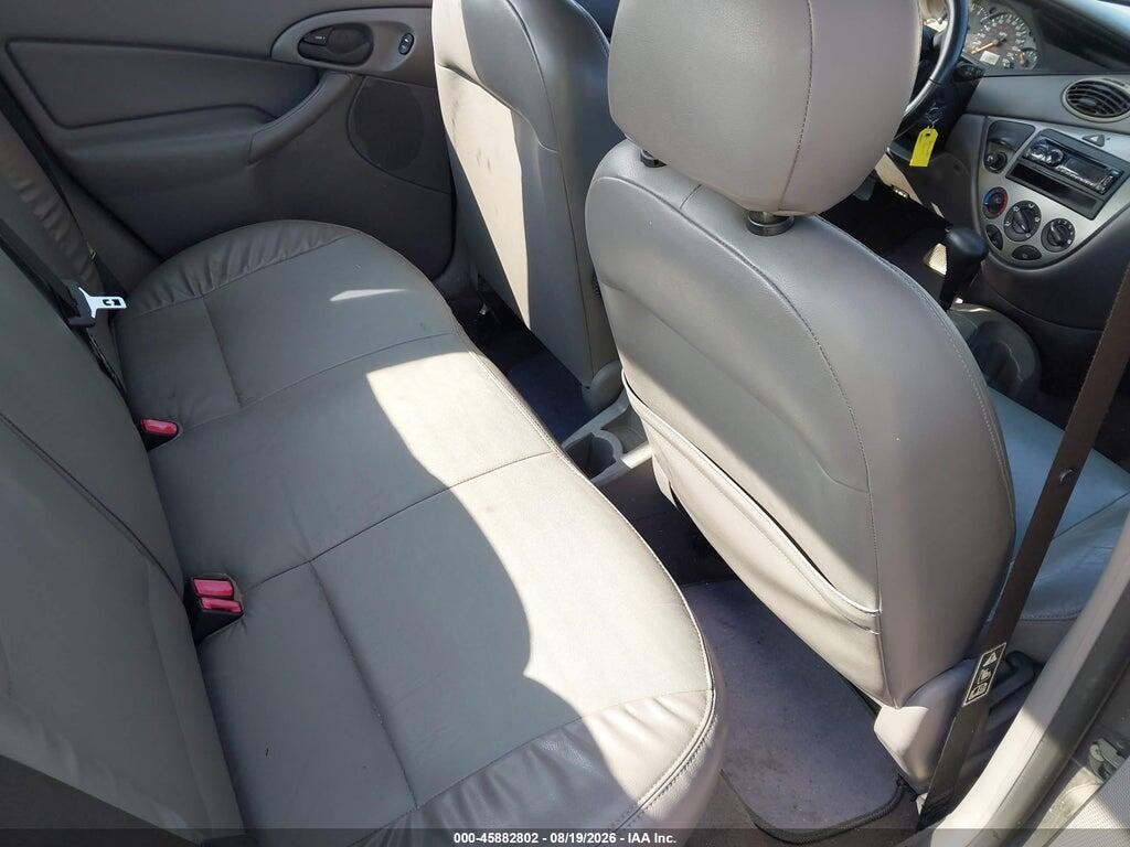 1FAFP38333W237269 2003 FORD FOCUS photo no. 8
