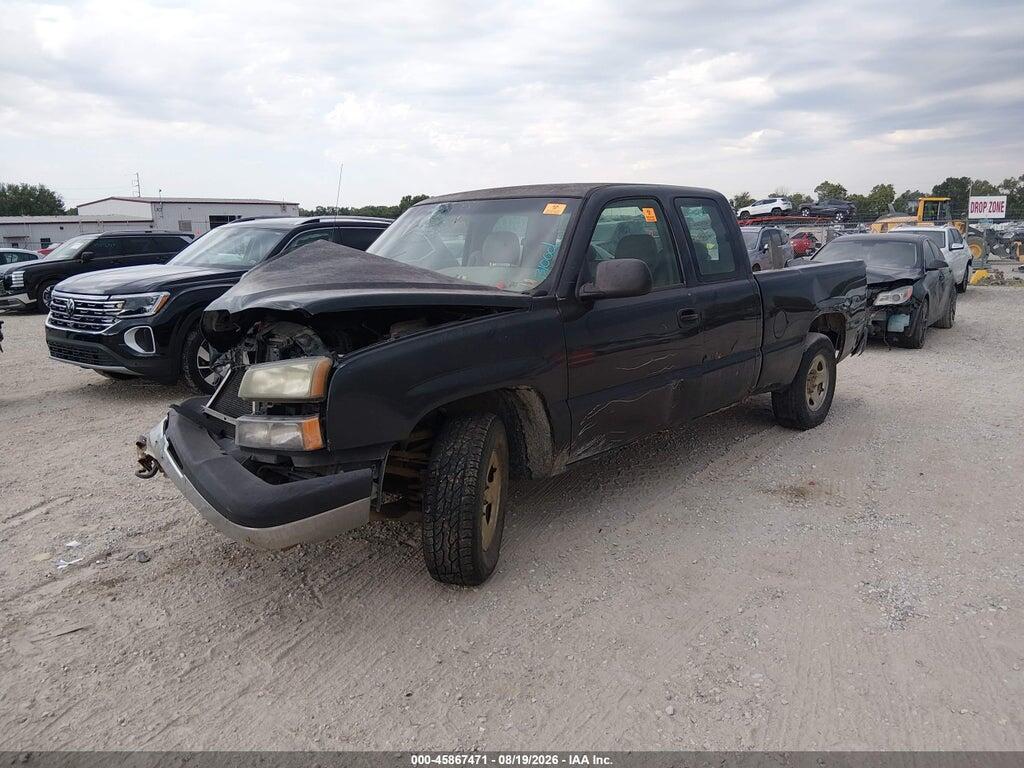 1GCEC19Z23Z302037 2003 CHEVROLET SILVERADO 1500 photo no. 2