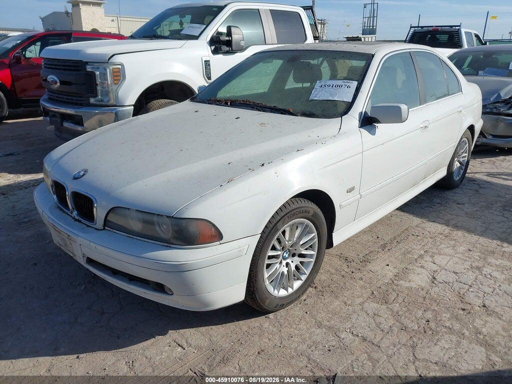 WBADT63401CF02050 2001 BMW 530IA photo no. 2