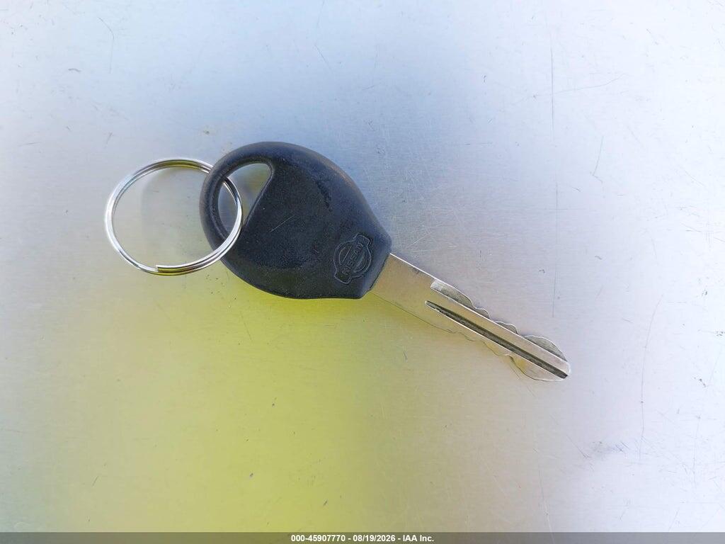 3N1CB51D51L447520 2001 NISSAN SENTRA photo no. 11