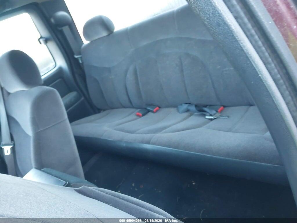 1GTHC29U71E342013 2001 GMC SIERRA 2500HD photo no. 8