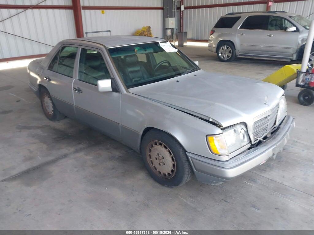1995 MERCEDES-BENZ E WDBEA32E1SC261084