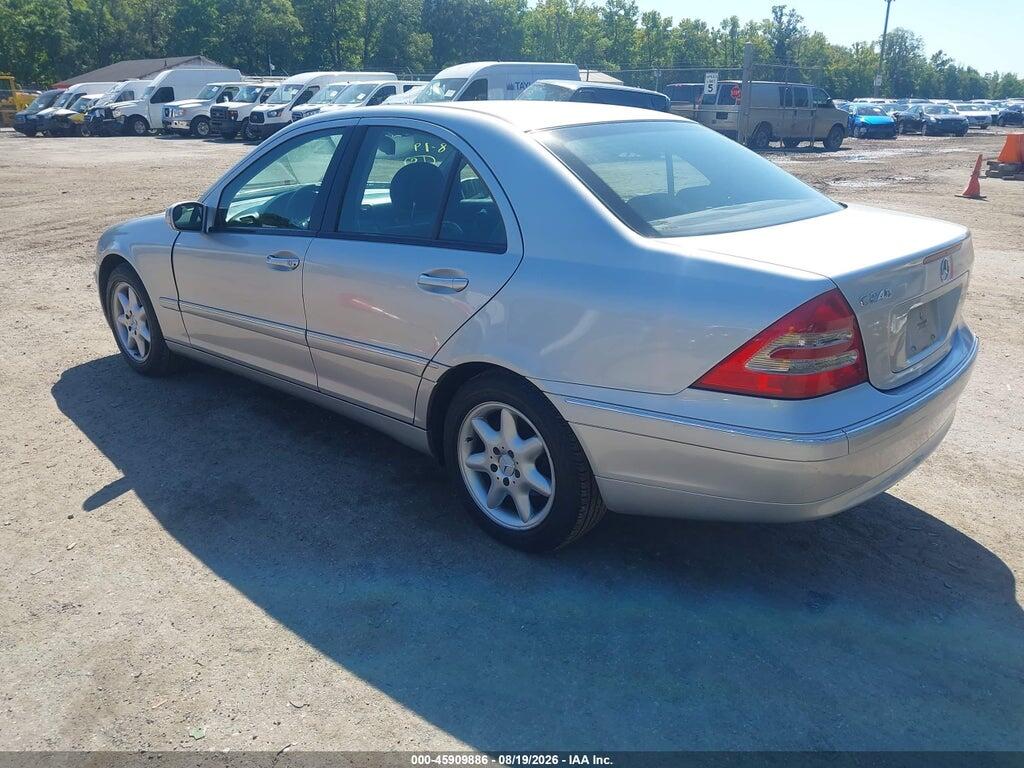 WDBRF61J74E017465 2004 MERCEDES-BENZ C 240 photo no. 3