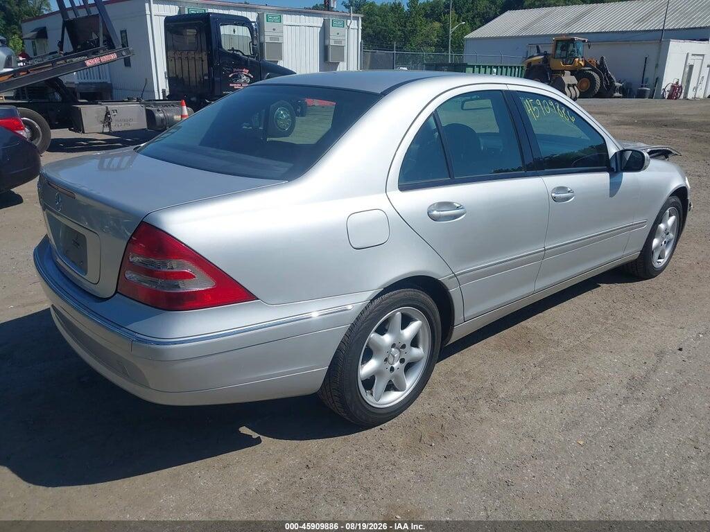 WDBRF61J74E017465 2004 MERCEDES-BENZ C 240 photo no. 4