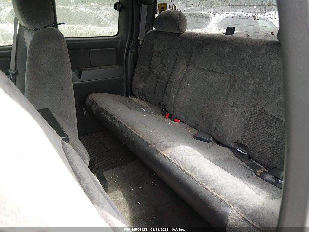 1GTEK19BX5E341569 2005 GMC SIERRA 1500 photo no. 8