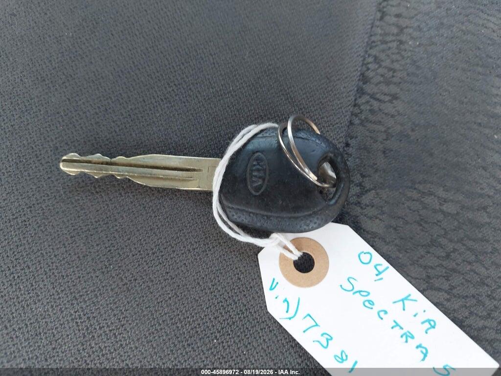 KNAFE161855087381 2005 KIA SPECTRA5 photo no. 11