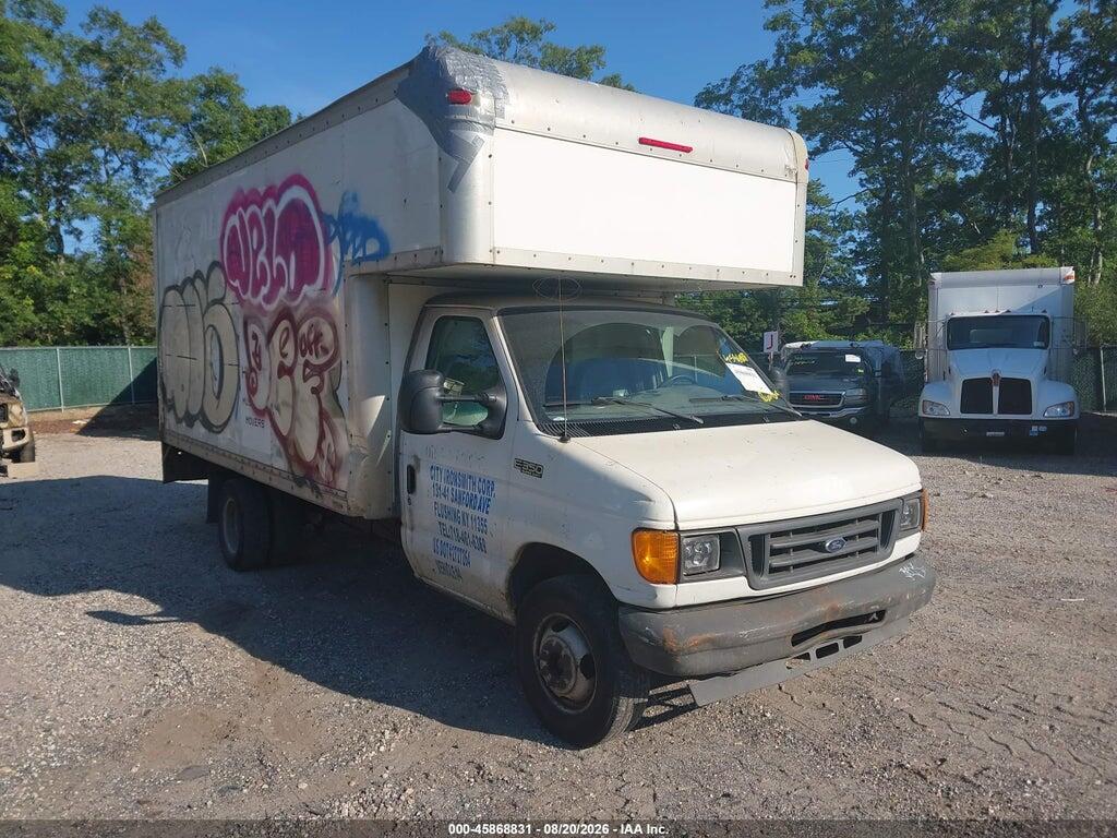 2005 FORD E-350 CUTAWAY 1FDWE35LX5HA32328