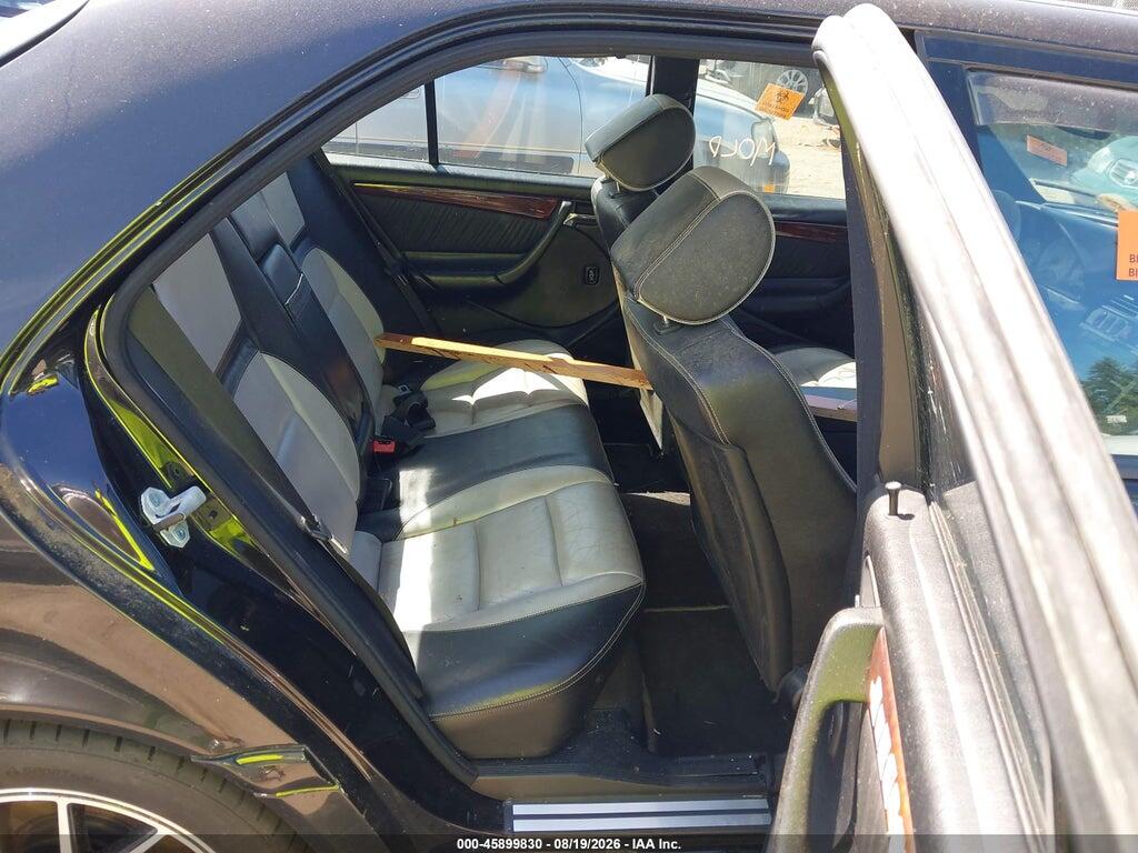 WDBHA33G5WF736947 1998 MERCEDES-BENZ C 43 photo no. 8