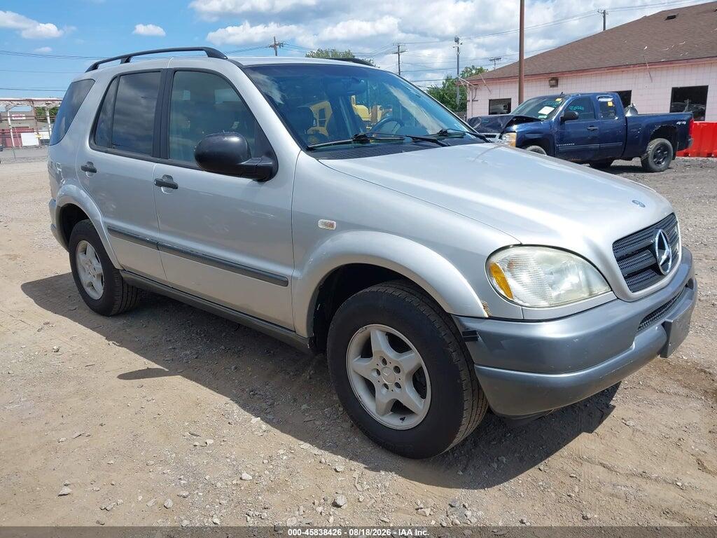1998 MERCEDES-BENZ ML 320 4JGAB54E4WA049184
