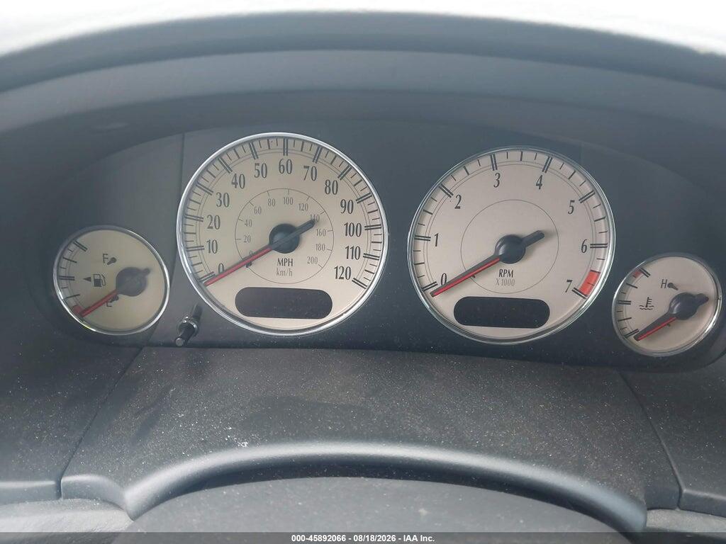 2C8GP64LX4R592003 2004 CHRYSLER TOWN & COUNTRY photo no. 7