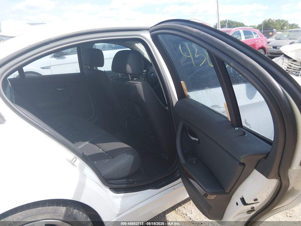 WBAPH575X9NM33814 2009 BMW 328I photo no. 8