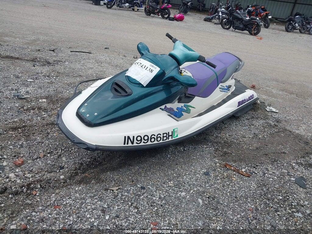 00000ZZNF2250D797 1997 SEADOO GTX5642 photo no. 2