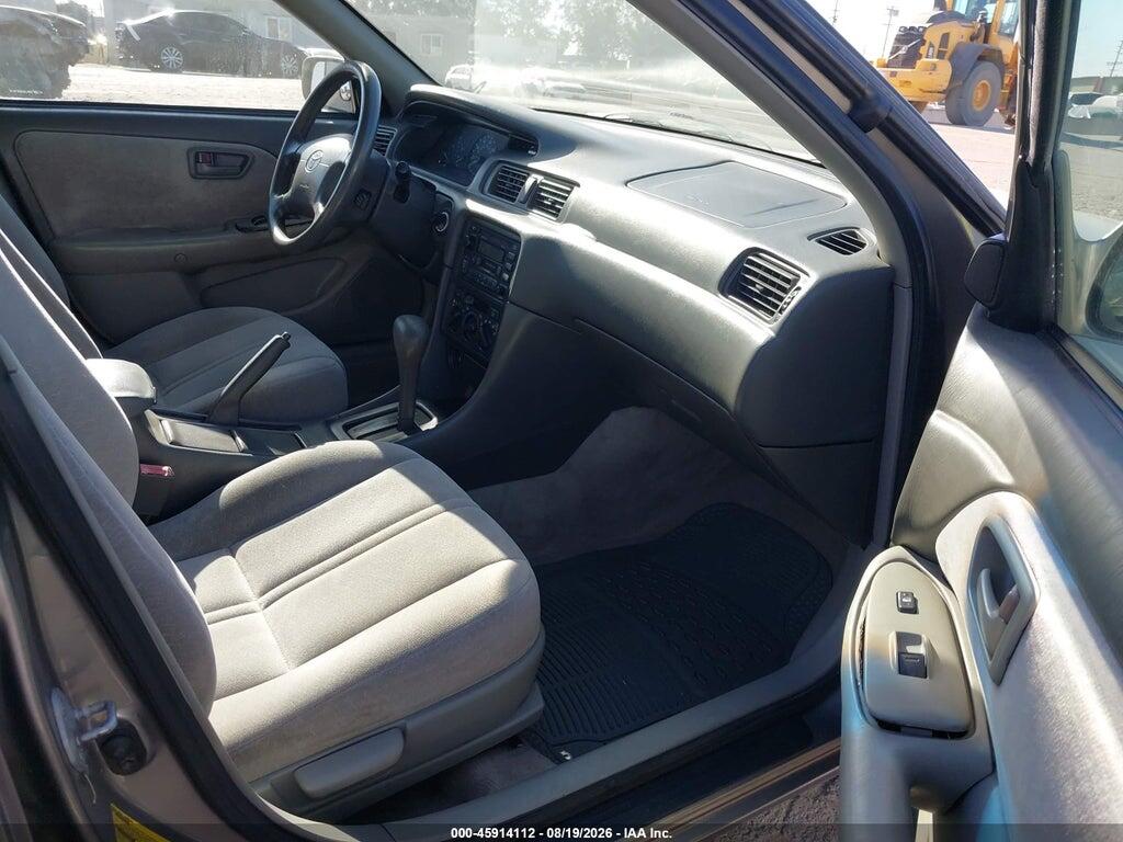 4T1BF28K2XU087679 1999 TOYOTA CAMRY photo no. 5