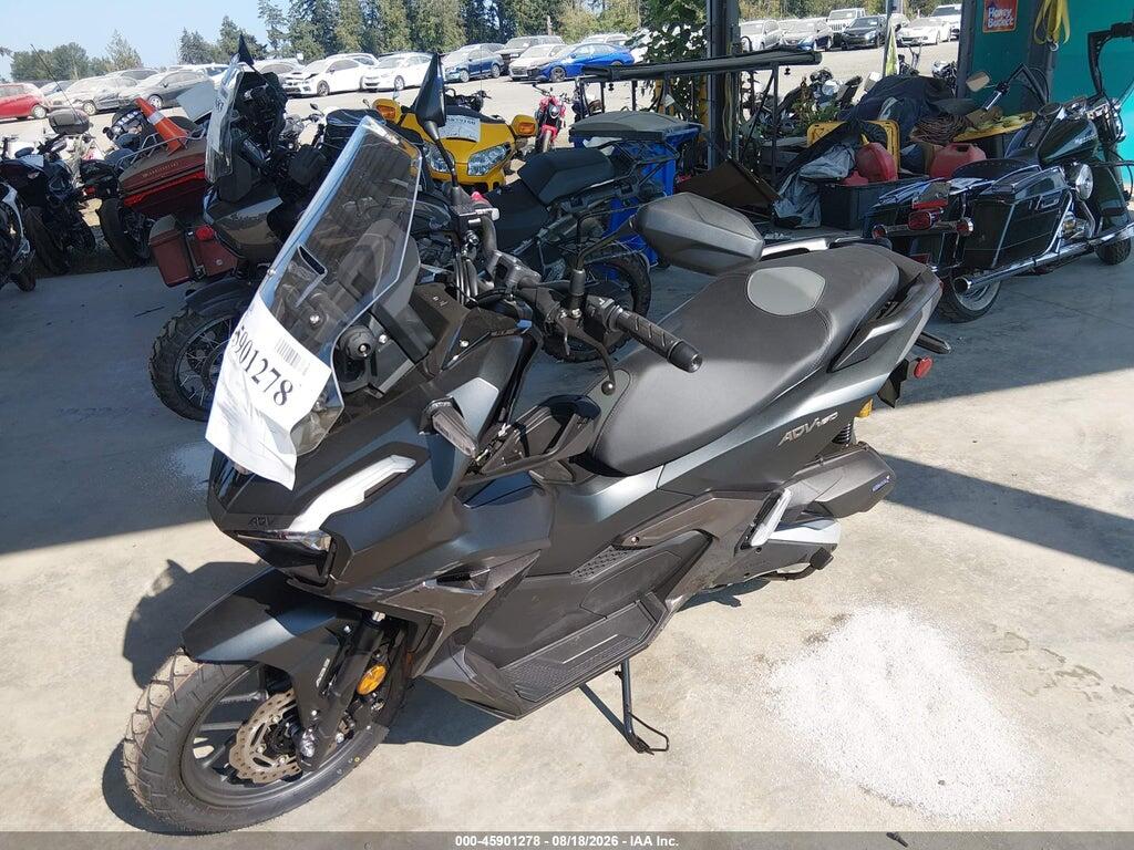 MLHKF5450V5300137 2027 HOND ADV 160 photo no. 2